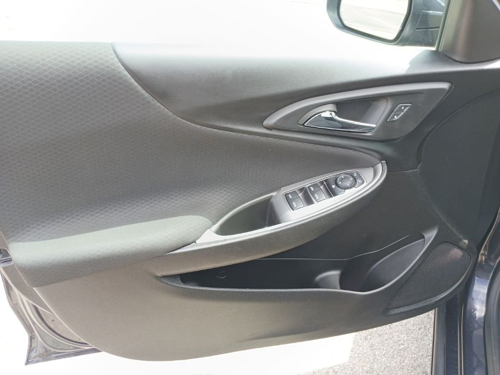 2023 Chevrolet Malibu 1LT - Photo 14