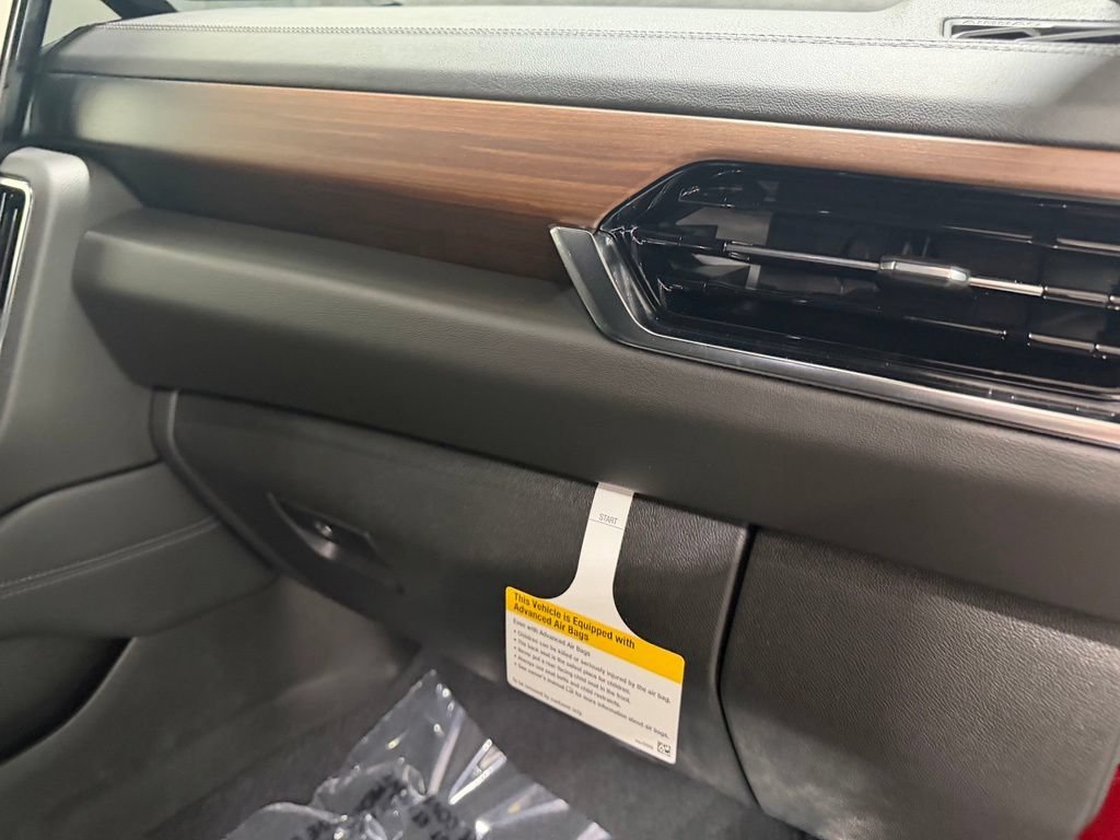 2026 GMC Yukon Denali - Photo 25
