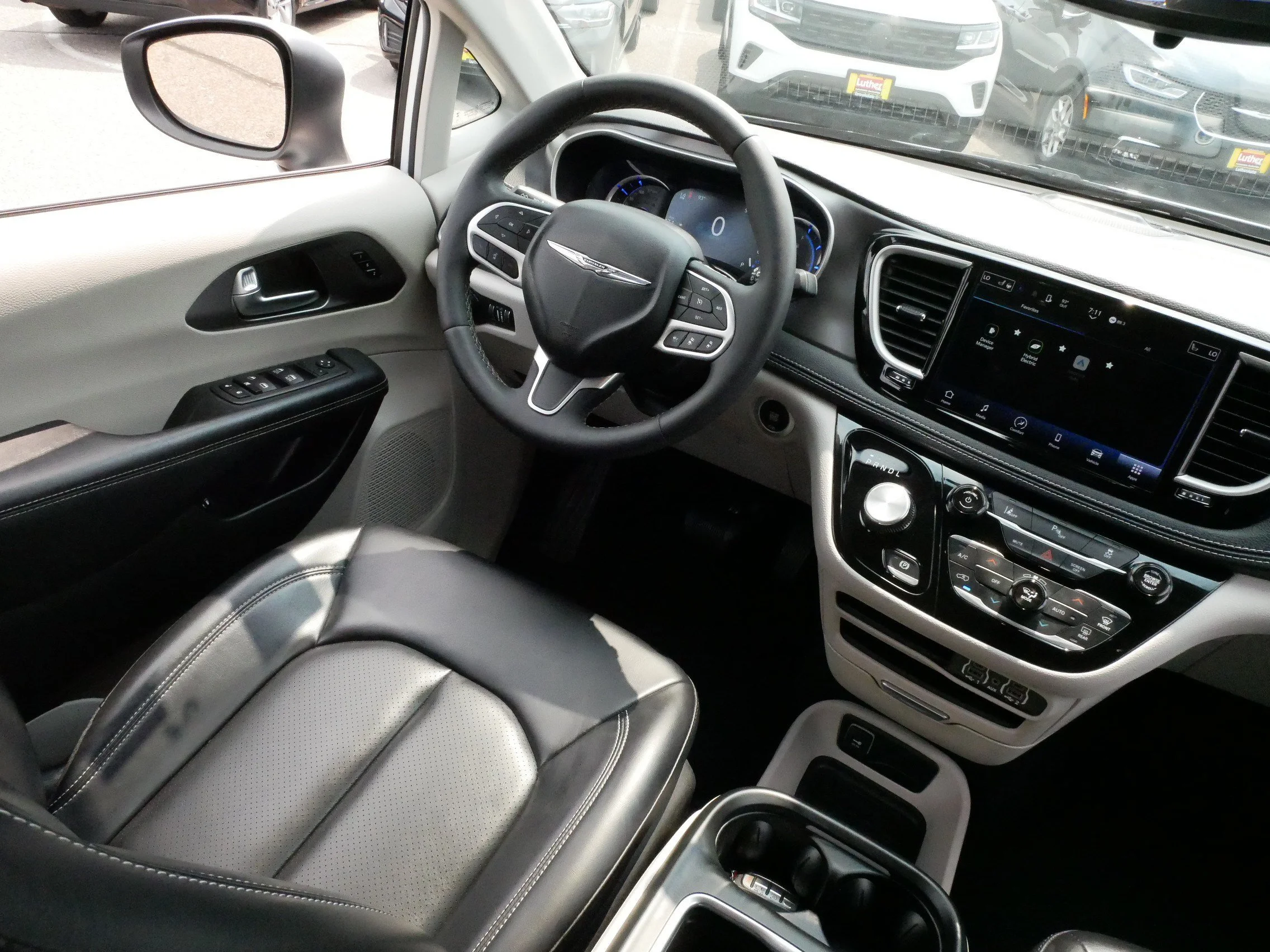 Used 2023 Bright White Clearcoat Chrysler Hybrid Touring L image 9