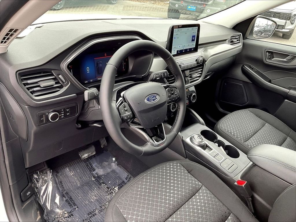 New 2026 Oxford White Ford Active image 9