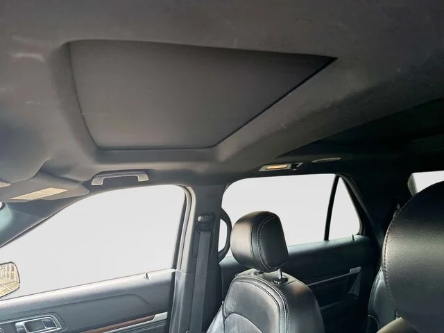 Used 2017 Gray Ford Limited image 26