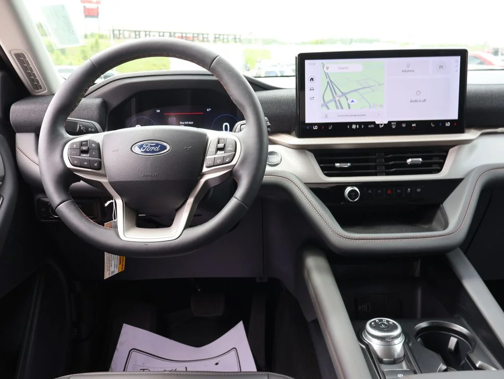New 2026 Star White Metallic Tri-Coat Ford Active image 21