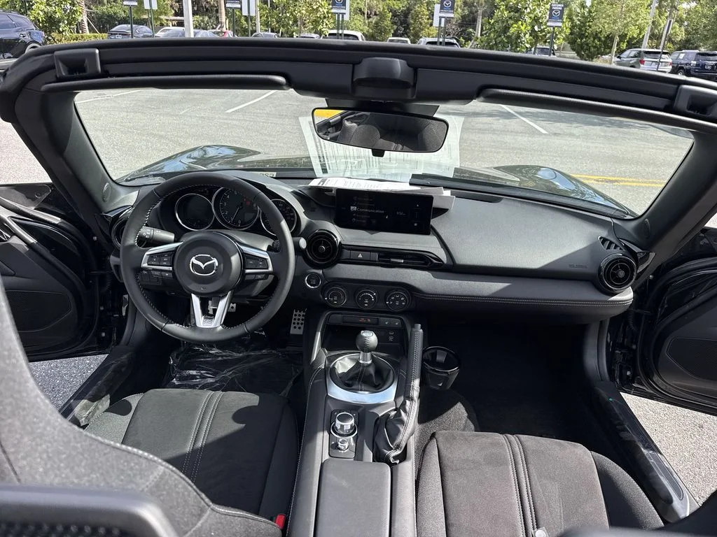 2026 Mazda MX-5 Miata Club - Photo 33