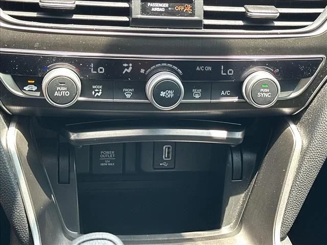 Used 2019  Honda LX image 27