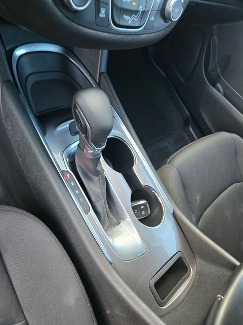 Used 2021 White Chevrolet LS image 13