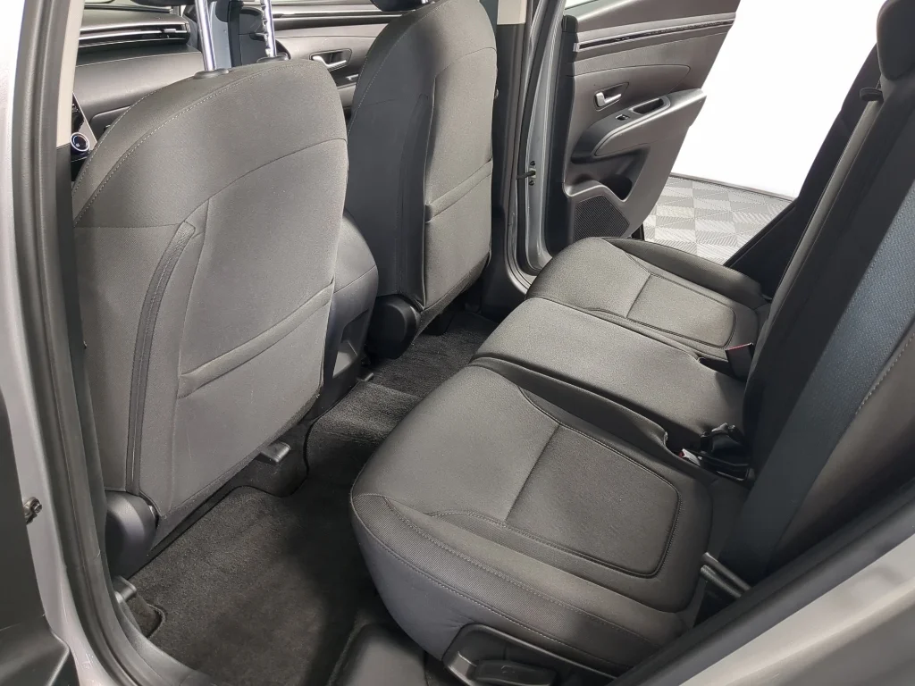 Used 2023 Silver Hyundai SE image 14