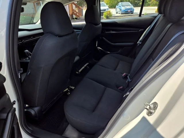 Used 2023 White Mazda 2.5 S image 11