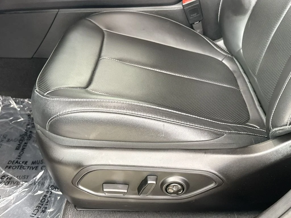 Used 2024 Black Jeep 4xe image 19