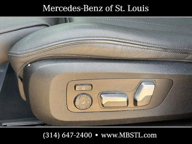Used 2021 Black BMW xDrive40i image 20