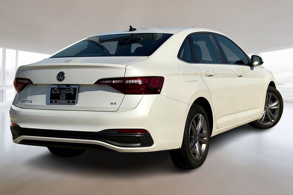 3VW7M7BU4NM018840