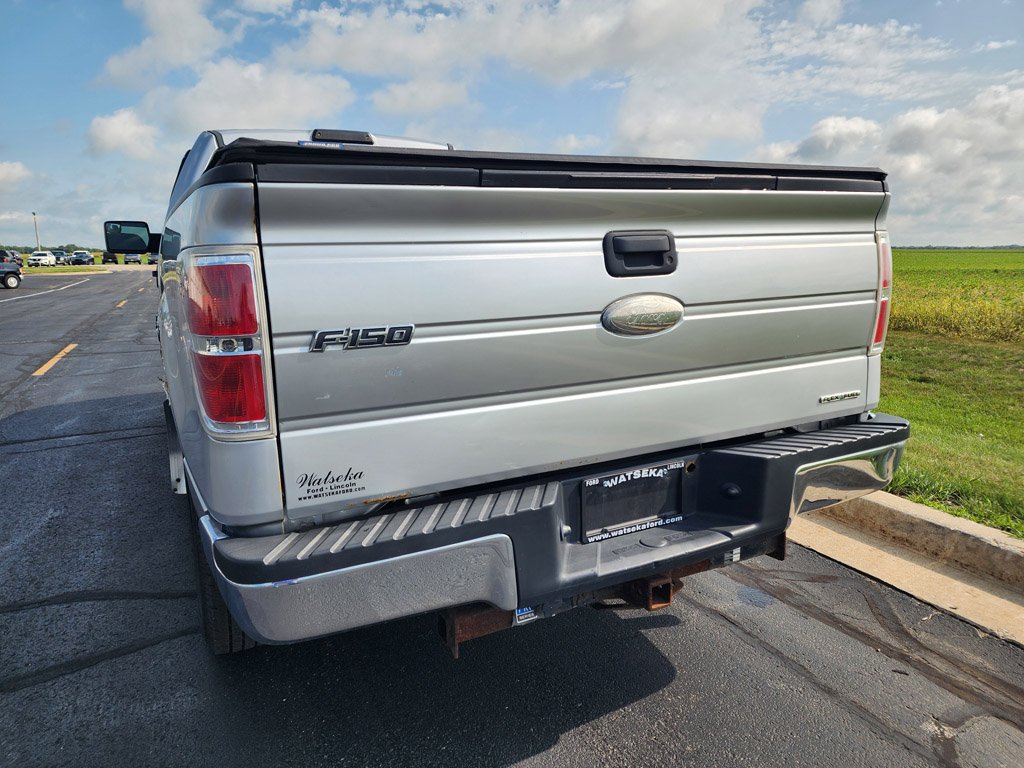 Used 2012 Ingot Silver Metallic Ford XLT image 3