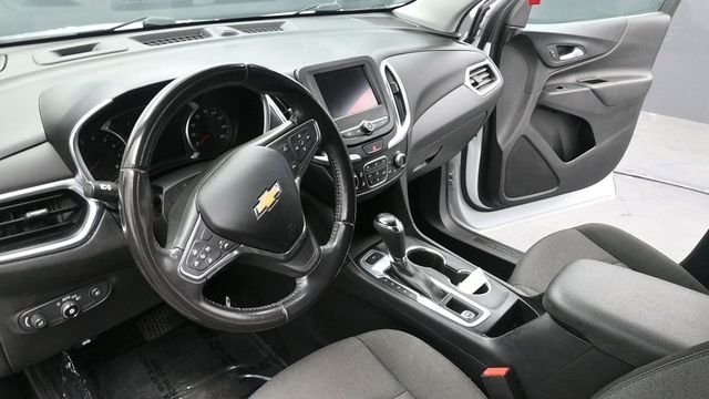 Used 2021 White Chevrolet LT image 17