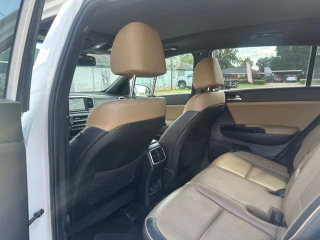 Used 2021 White Kia SX image 26
