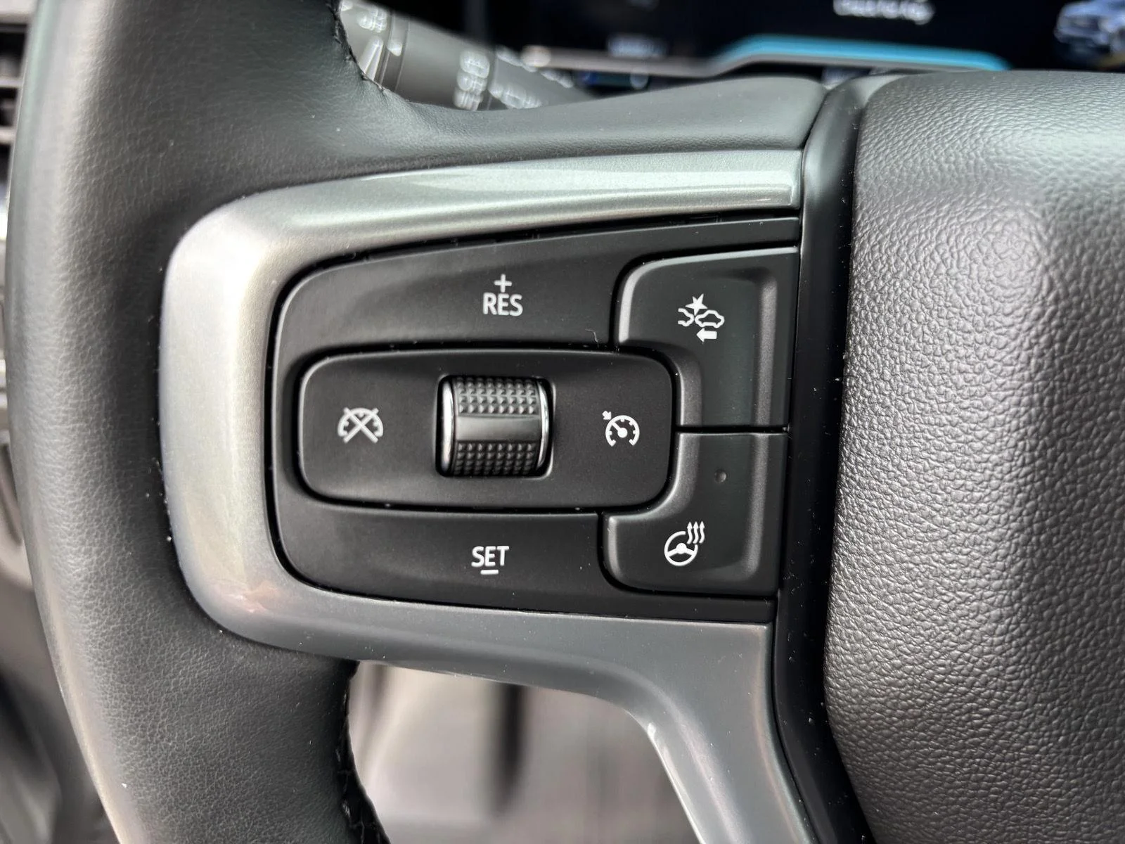 Used 2023 Sterling Gray Metallic Chevrolet Z71 image 21