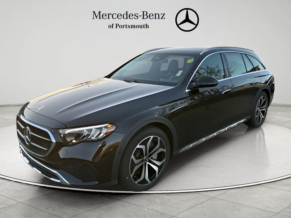 2025 Mercedes-Benz E-Class E450 4MATIC All-Terrain's photo