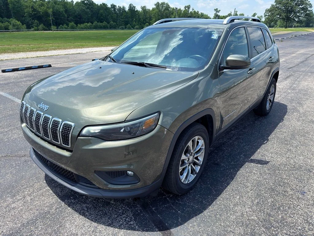 Used 2021 Green Jeep Latitude Lux image 20