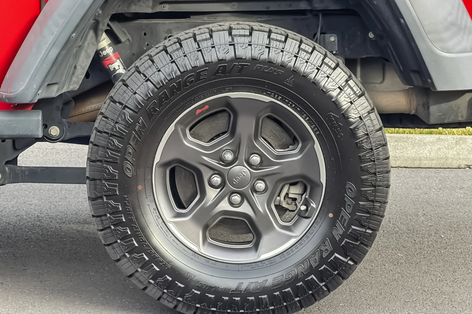 Used 2020 Firecracker Red Clearcoat Jeep Rubicon image 37