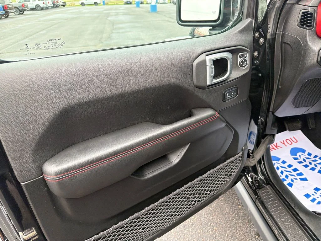 Used 2021 Black Jeep Unlimited Rubicon image 10