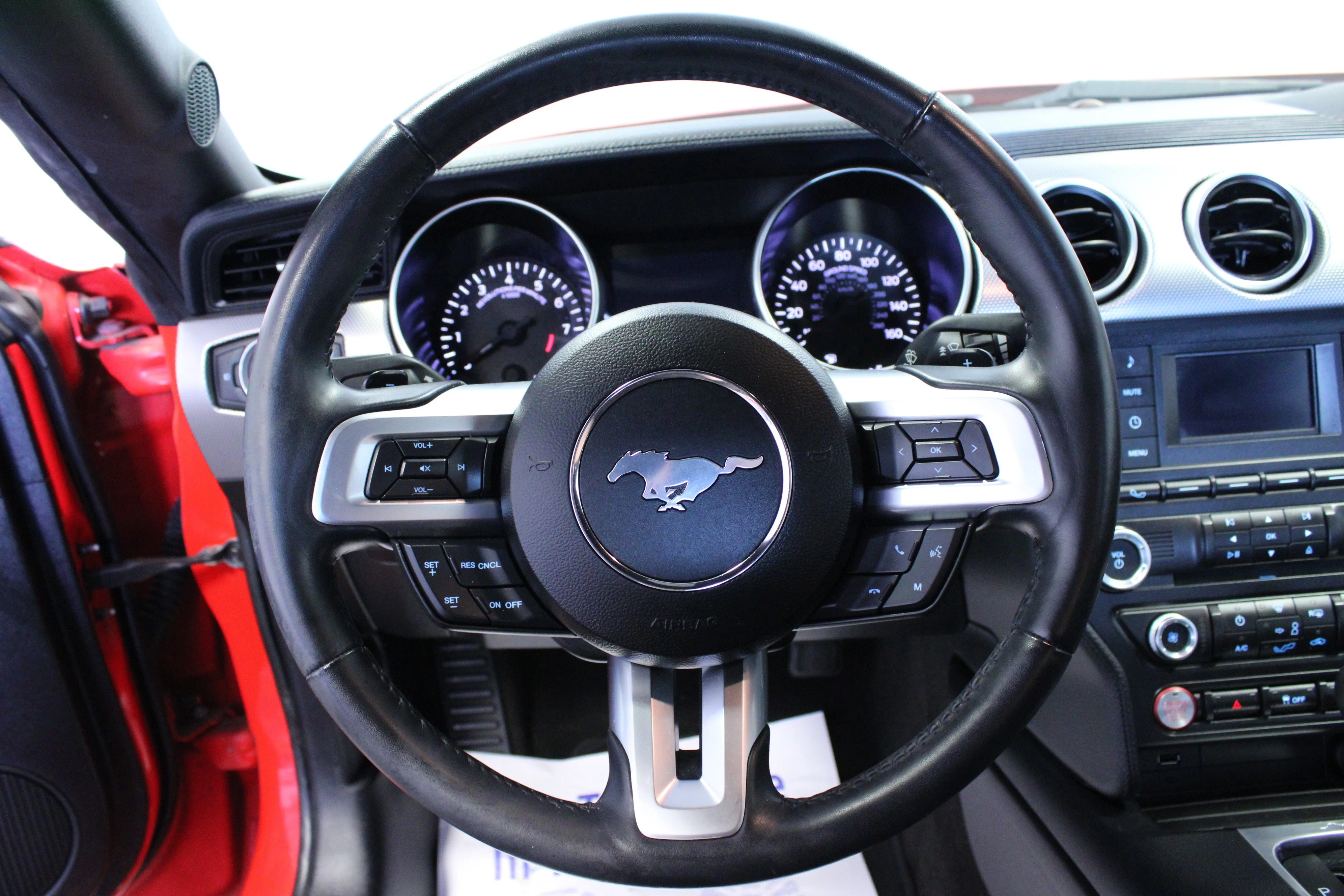 Used 2018 Race Red Ford GT image 15