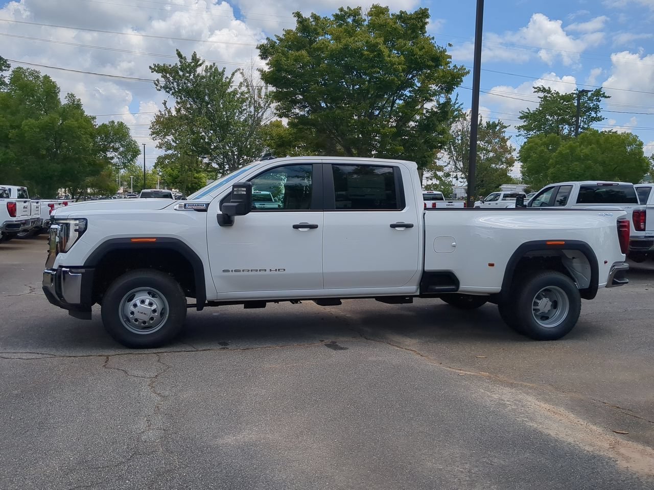 New 2026 Summit White GMC Pro DRW image 5