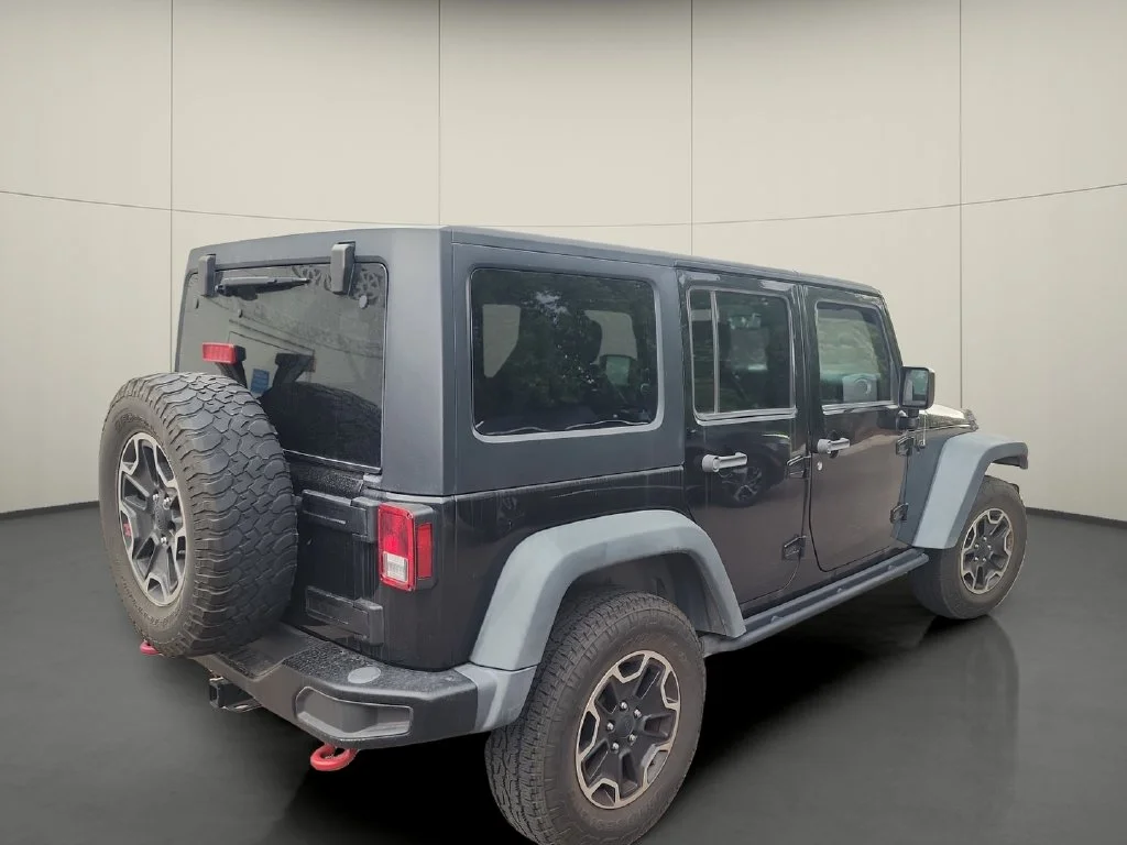Used 2015 Black Jeep Unlimited Rubicon image 7