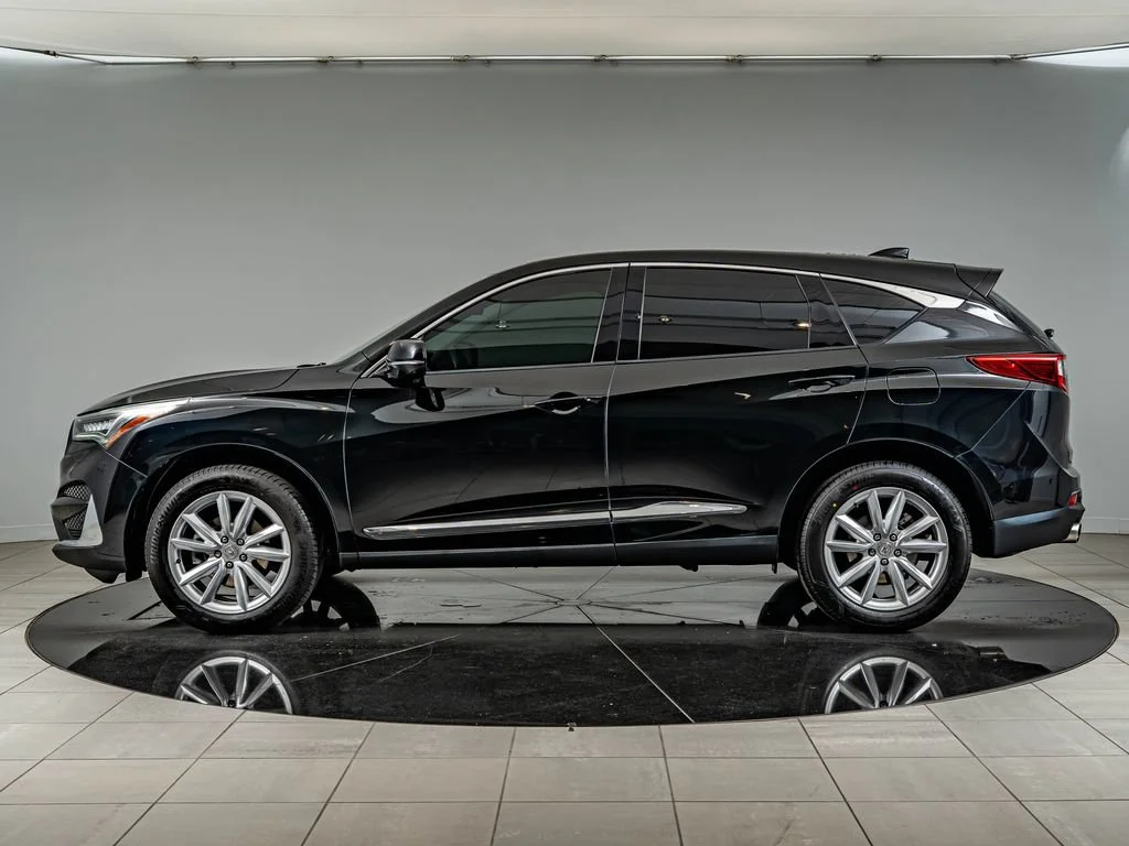 Used 2021 Black Acura  image 8