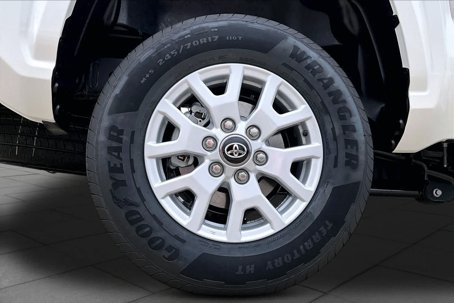 New 2026 Ice Cap Toyota SR5 image 11
