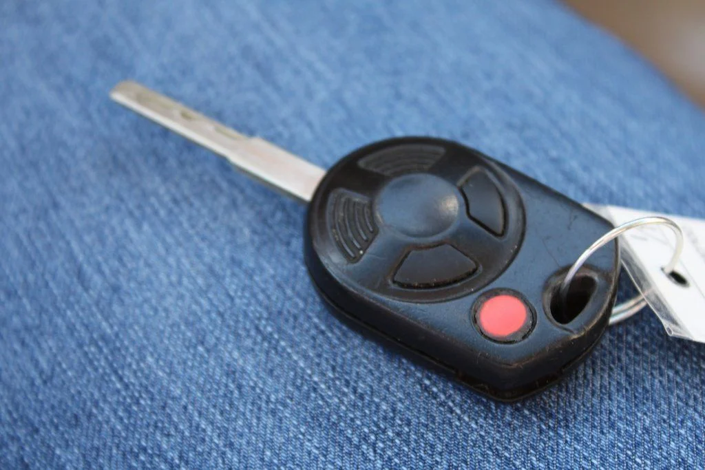 Used 2013 Tuxedo Black Ford SEL image 25
