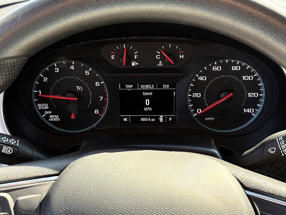 Used 2024 Summit White Chevrolet LT image 13