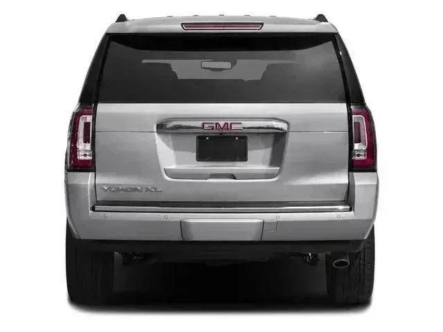 Used 2017 White GMC Denali image 5