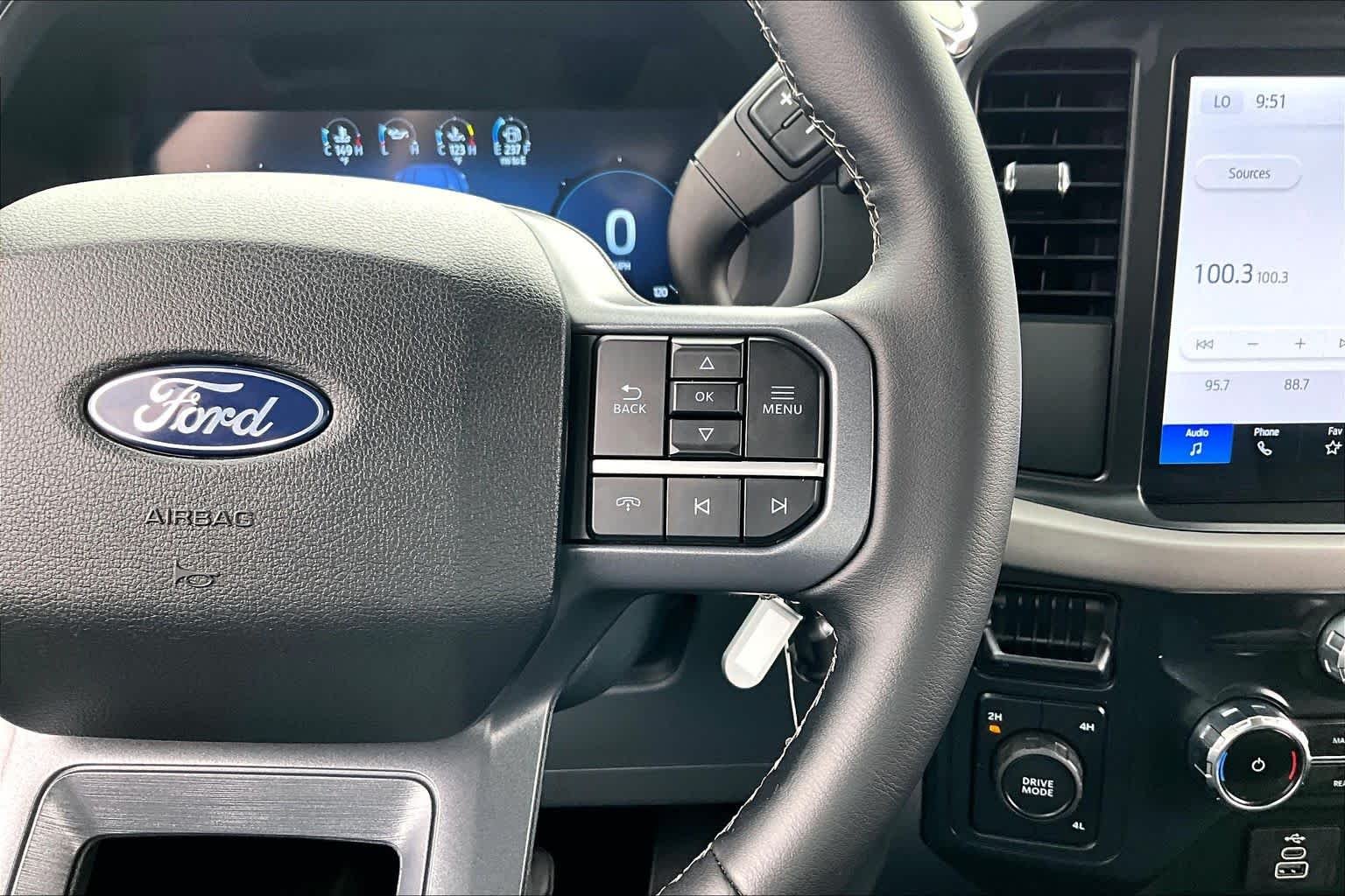 Used 2025 Carbonized Gray Ford XLT image 25