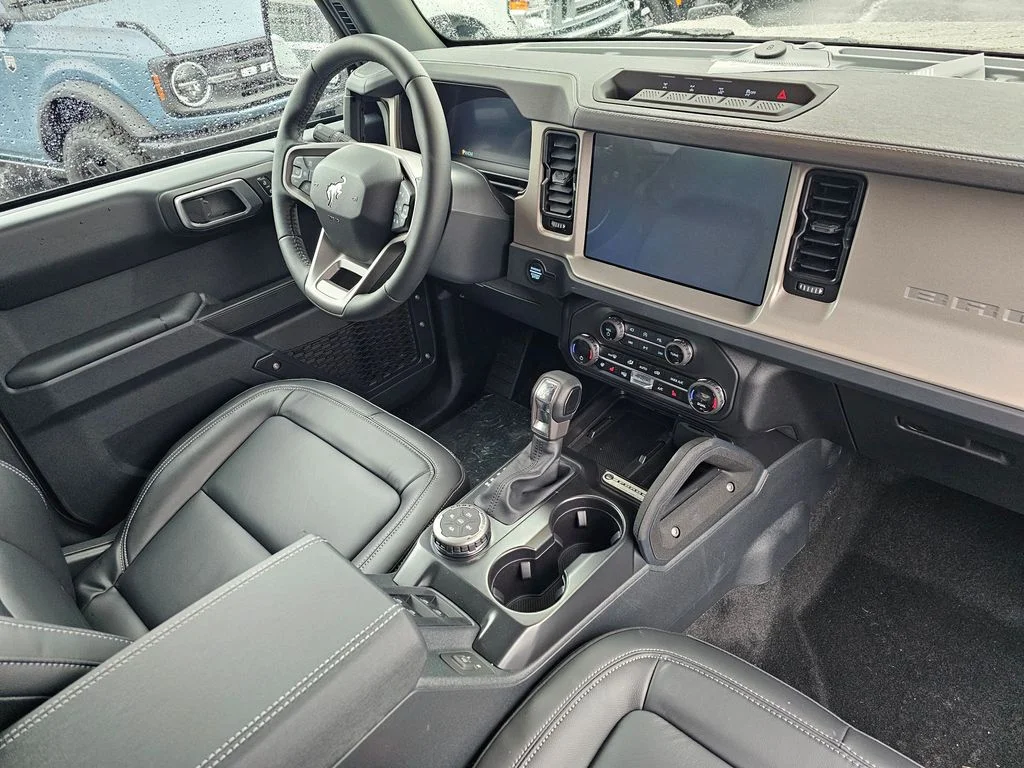 New 2025 Marsh Gray Ford Outer Banks® image 11