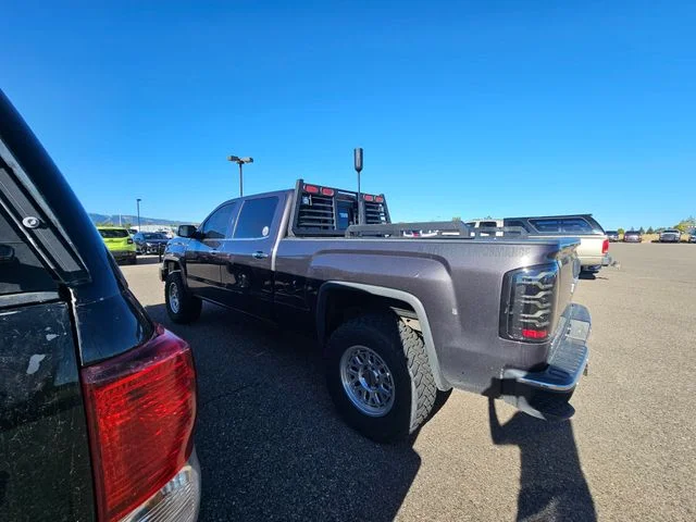 Used 2015 Iridium Metallic GMC SLT image 13