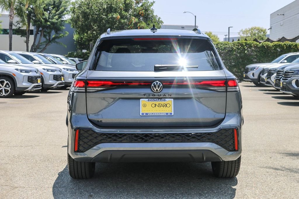 New 2026 Gray Volkswagen 2.0T SE R-Line Black image 7
