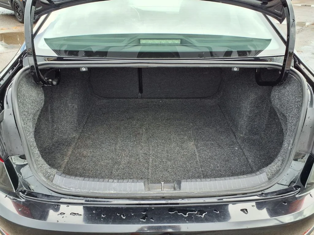 Used 2019 Black Volkswagen  image 22
