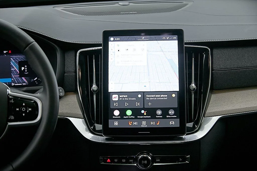 2026 Volvo XC90 Plus - Photo 28