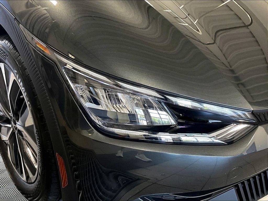 Used 2024 Gray Kia Light image 31
