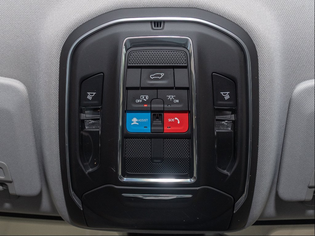2023 Jeep Grand Cherokee Laredo - Photo 16