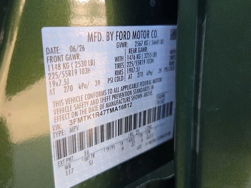 New 2026 Eruption Green Metallic Ford Select image 6