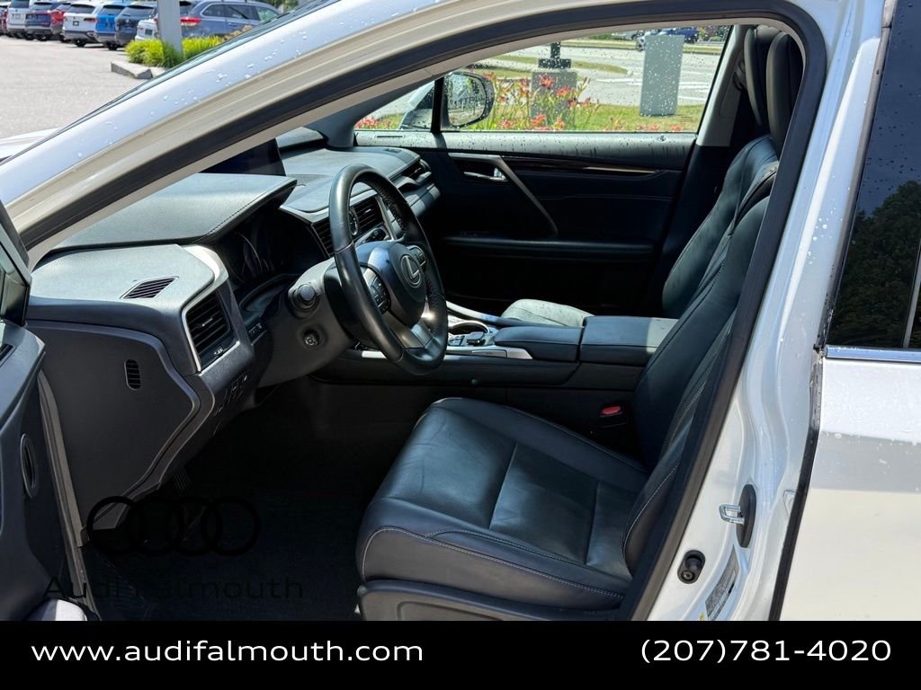 Used 2016 White Lexus 450h image 31