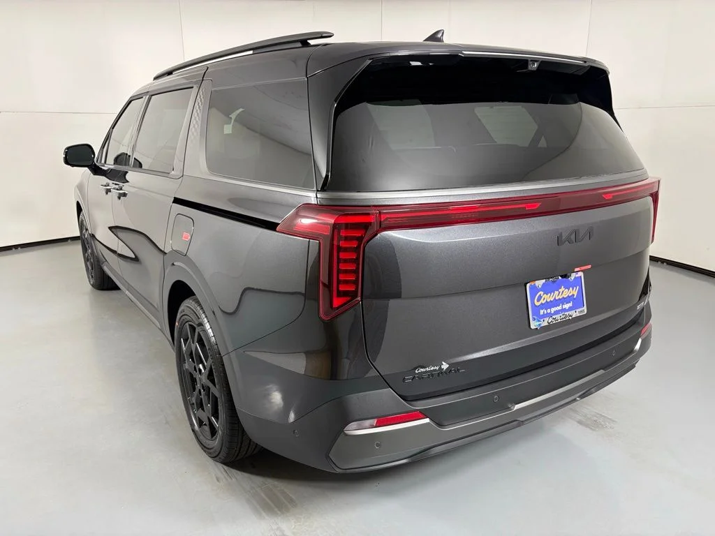 New 2026 Gray Kia SX Prestige image 6