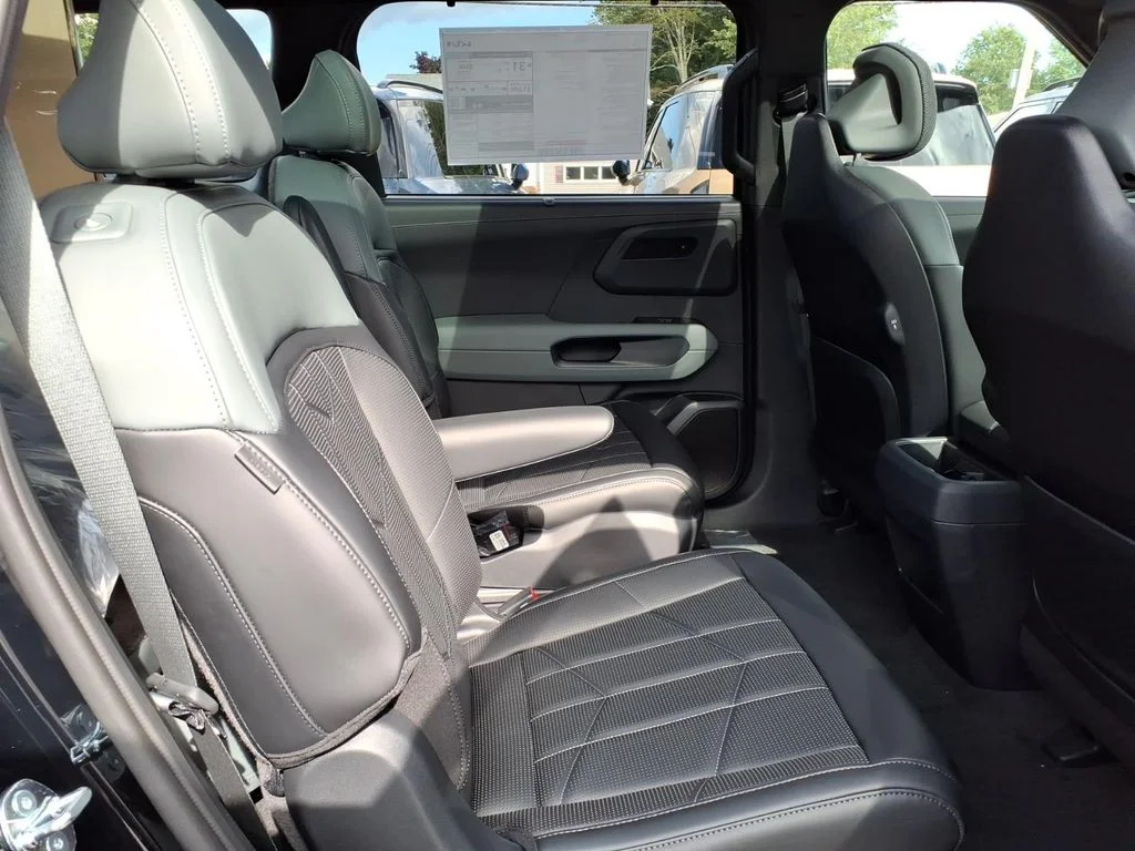 New 2027 Black Kia X-Line SX image 10