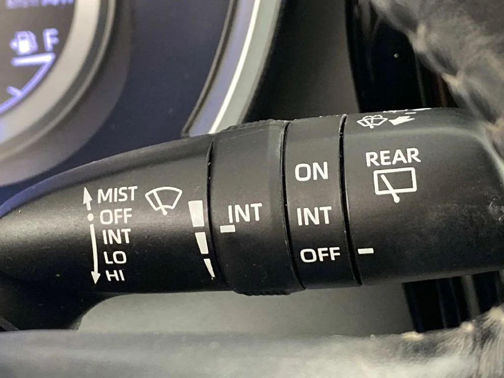 Used 2020 Blizzard Pearl Toyota XLE image 17