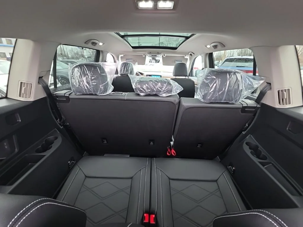 2026 Volkswagen Atlas SE w/Tech - Photo 36