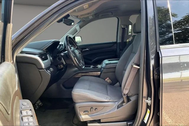 Used 2016 Gray Chevrolet LS image 23