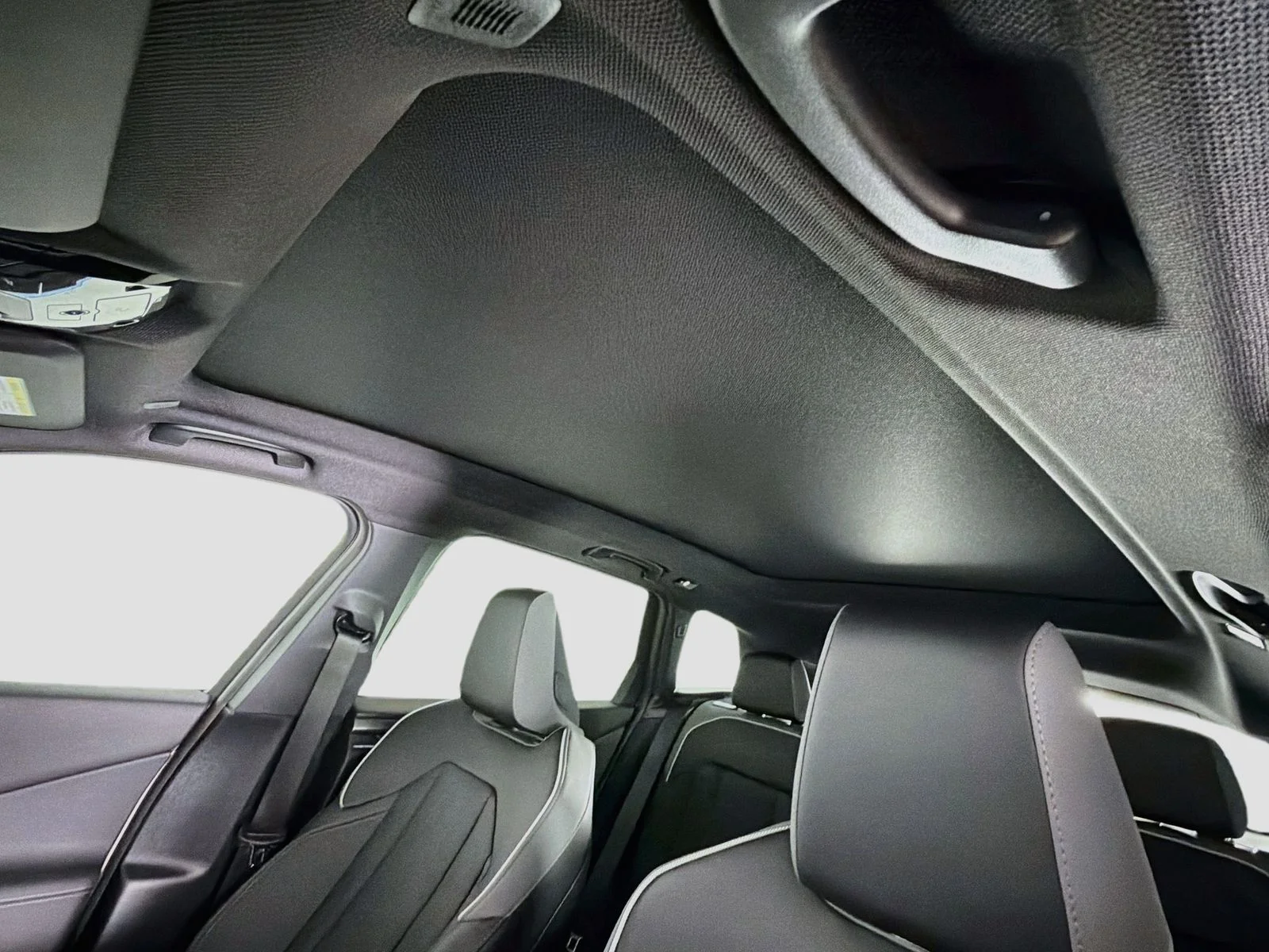 New 2026 Dune Grey Metallic BMW M50 xDrive image 22