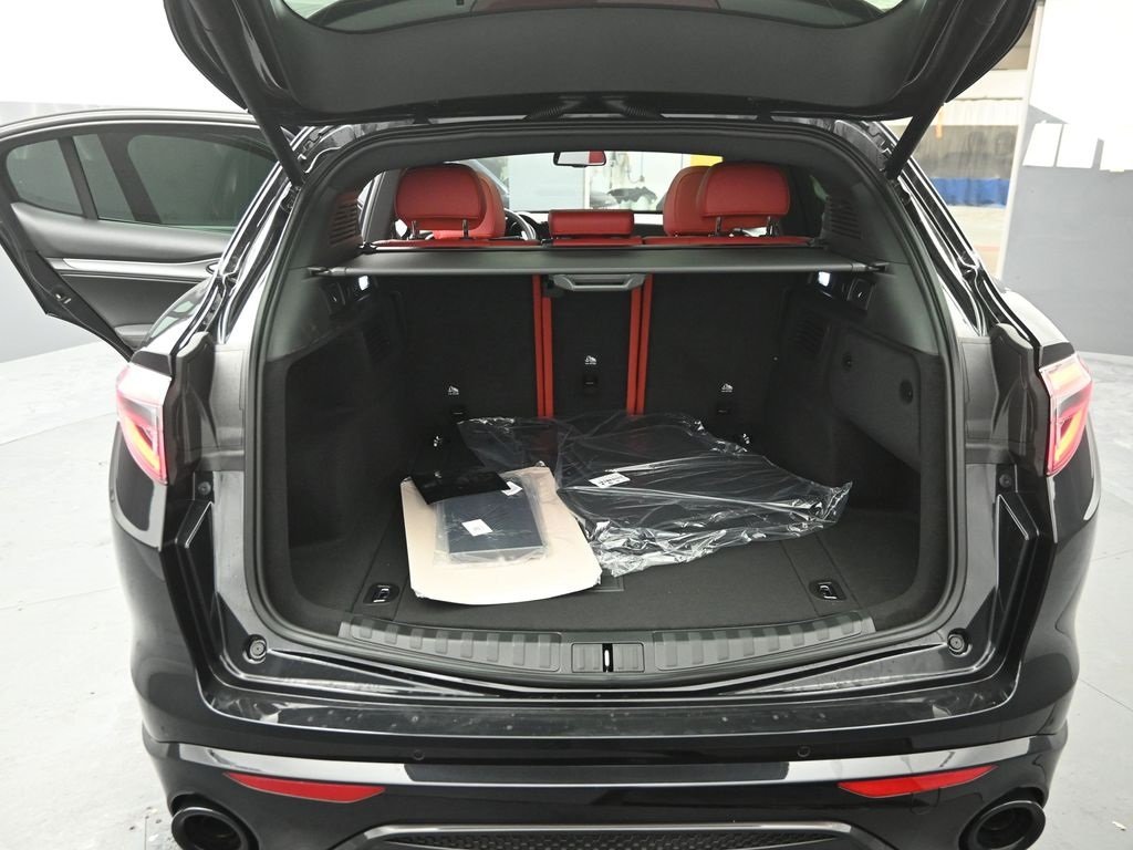 2026 ALFA ROMEO STELVIO - Image 21