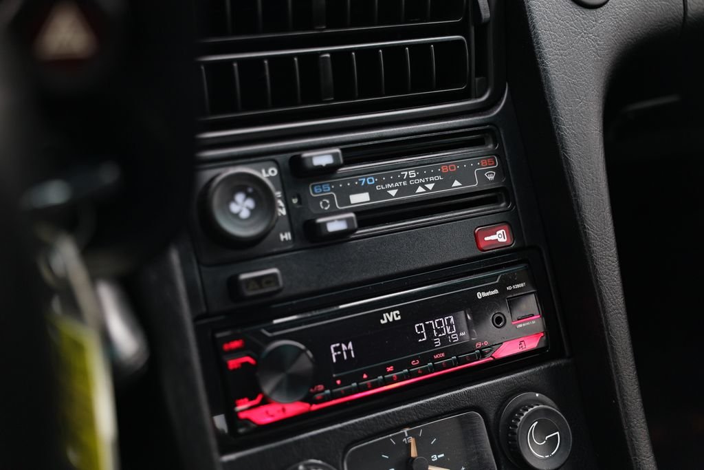 Used 1994  Porsche GTS image 36