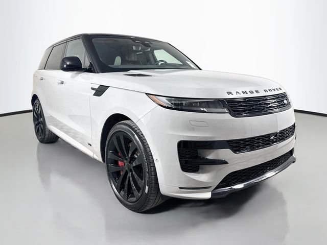 New 2026 Borasco Grey Land Rover Dynamic SE image 3