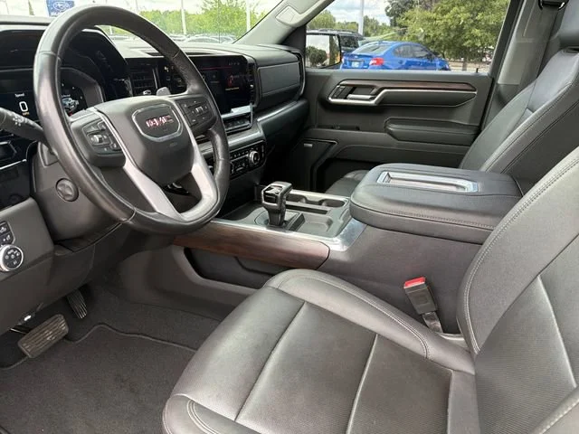 Used 2022 Onyx Black GMC SLT image 19